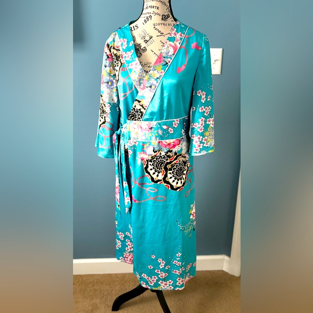 ChicStar Vibrant Floral Multi Color Kimono Wrap Dress size 38 M 8-10